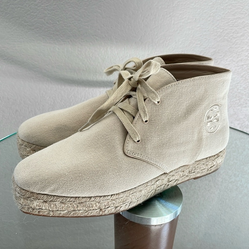 Tory Burch - Rios Lace-Up Espadrille Bootie size 7.5M